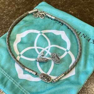 Kendra Scott Silver and Gray Necklace Set